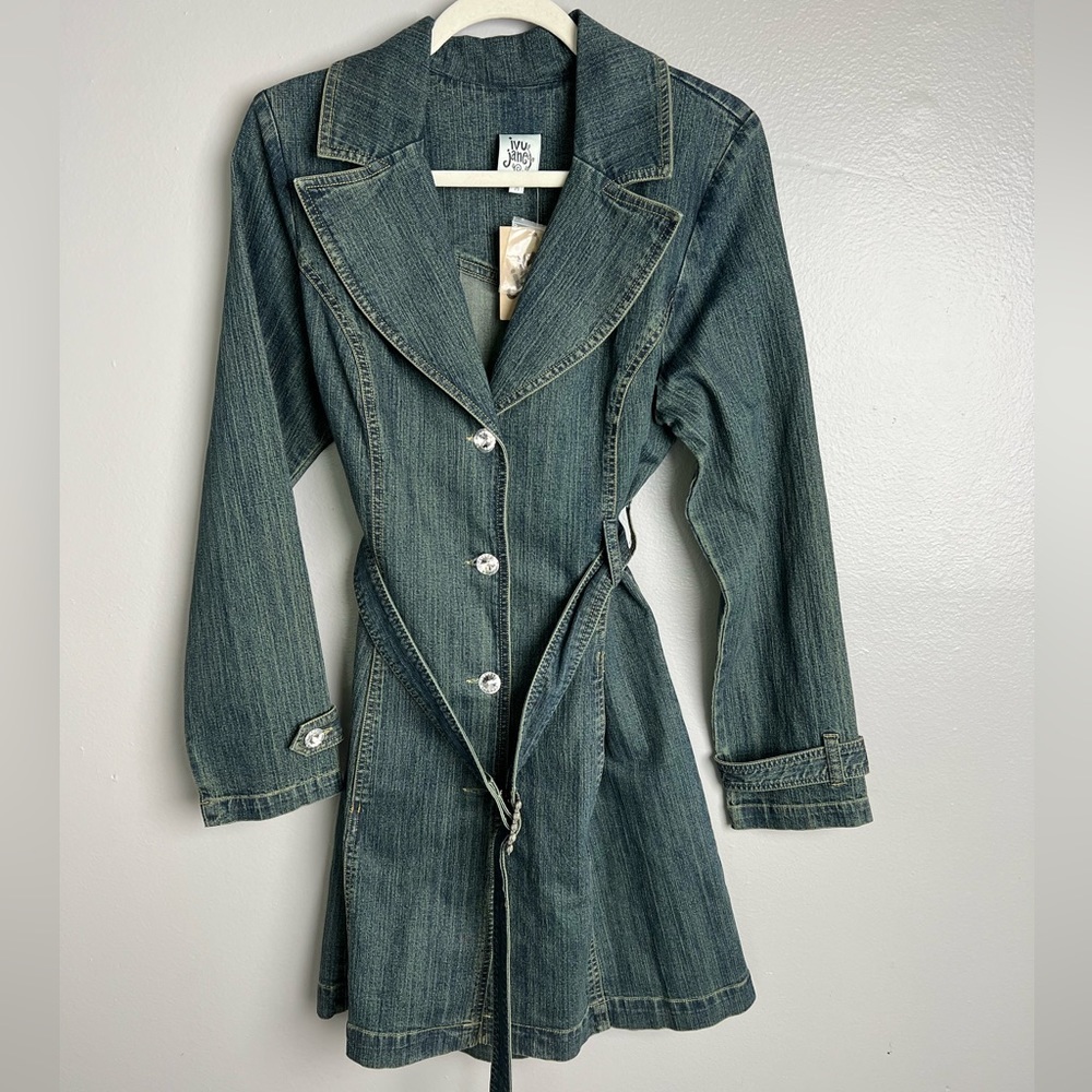 NWT Ivy Jane Gorgeous Jean Jacket with Belt- Medium